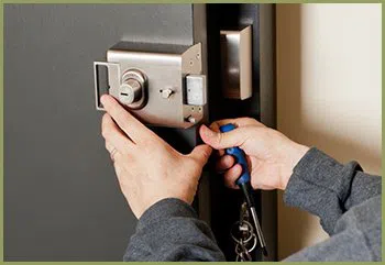 Anchor Locksmith Store Kansas City, MO 816-622-3370 - change-locks-ervice